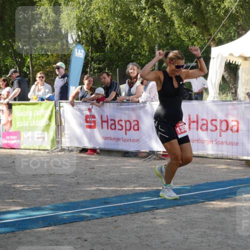 07.09.2025 - 19. Norderstedt Triathlon Zöllner http://msf.ph/oto/8785489 07.09.2025 12:43:10 Ziel 1358 meine-sportfotos.de