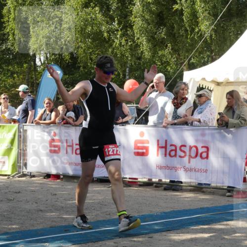 07.09.2025 - 19. Norderstedt Triathlon Zöllner http://msf.ph/oto/8785518 07.09.2025 12:45:54 Ziel 1272 meine-sportfotos.de