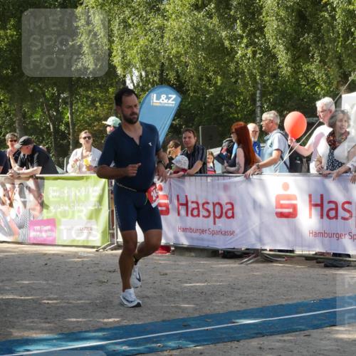 07.09.2025 - 19. Norderstedt Triathlon Zöllner http://msf.ph/oto/8785524 07.09.2025 12:46:15 Ziel 245 meine-sportfotos.de