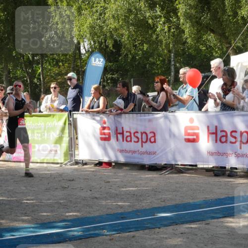 07.09.2025 - 19. Norderstedt Triathlon Zöllner http://msf.ph/oto/8785541 07.09.2025 12:46:21 Ziel 184, 226, 245, 267, 1246 meine-sportfotos.de