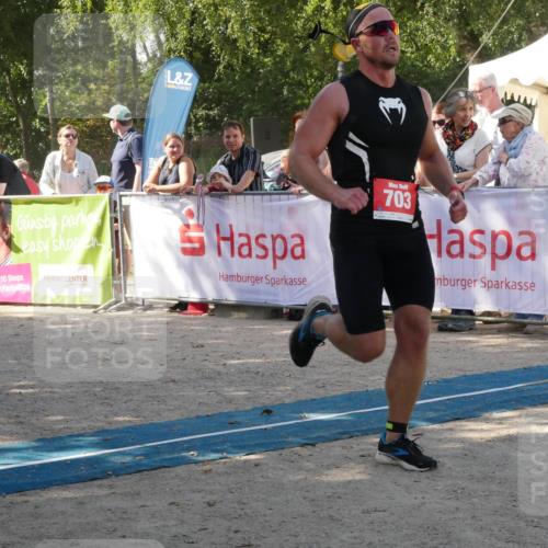 07.09.2025 - 19. Norderstedt Triathlon Zöllner http://msf.ph/oto/8785565 07.09.2025 12:46:33 Ziel 703 meine-sportfotos.de