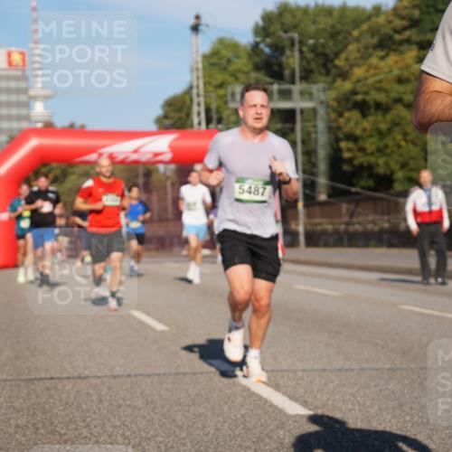 07.09.2025 - BARMER Alsterlauf Yannick Fuchs http://msf.ph/oto/8790492 07.09.2025 09:41:00 Laufen 91, 5487, 36, 10, 22 meine-sportfotos.de