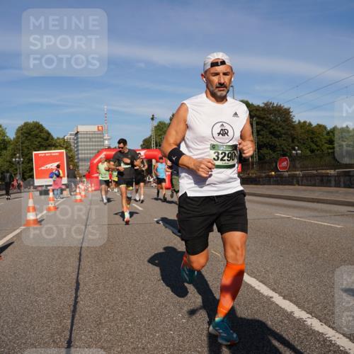 07.09.2025 - BARMER Alsterlauf Yannick Fuchs http://msf.ph/oto/8790668 07.09.2025 09:41:10 Laufen 3290 meine-sportfotos.de