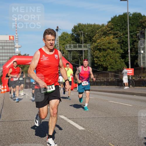 07.09.2025 - BARMER Alsterlauf Yannick Fuchs http://msf.ph/oto/8790824 07.09.2025 09:41:18 Laufen 41, 5284 meine-sportfotos.de