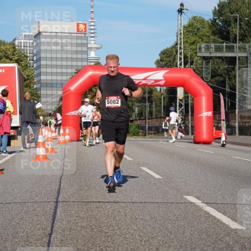 07.09.2025 - BARMER Alsterlauf Yannick Fuchs http://msf.ph/oto/8790962 07.09.2025 09:41:25 Laufen 1, 5082 meine-sportfotos.de