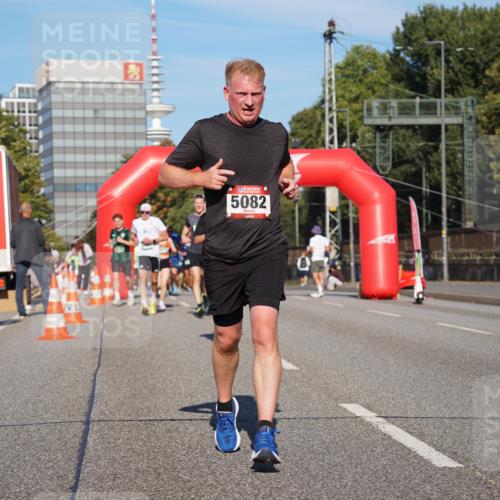 07.09.2025 - BARMER Alsterlauf Yannick Fuchs http://msf.ph/oto/8790971 07.09.2025 09:41:26 Laufen 5082 meine-sportfotos.de