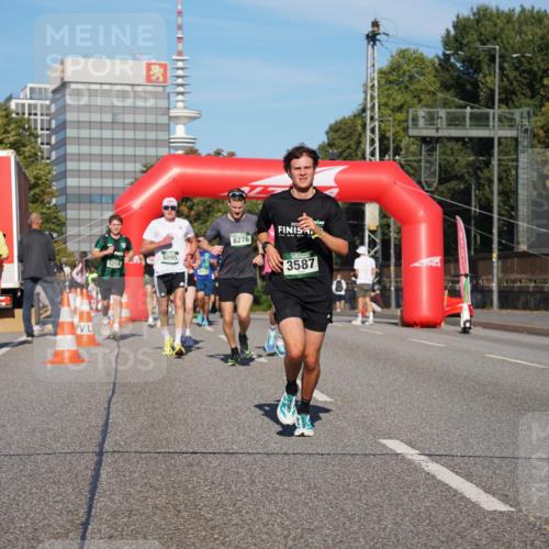 07.09.2025 - BARMER Alsterlauf Yannick Fuchs http://msf.ph/oto/8790980 07.09.2025 09:41:28 Laufen 5095, 5219, 8276, 3587 meine-sportfotos.de
