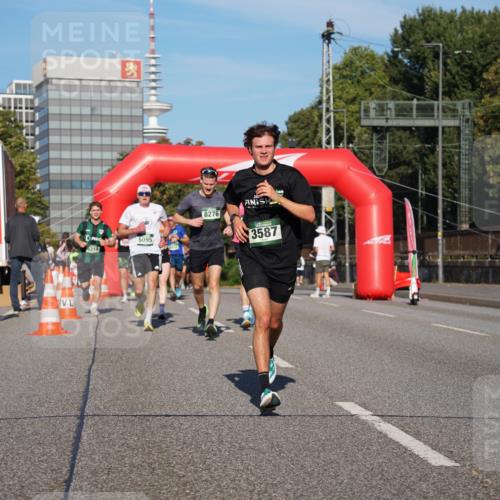 07.09.2025 - BARMER Alsterlauf Yannick Fuchs http://msf.ph/oto/8790983 07.09.2025 09:41:28 Laufen 5095, 8276, 3587 meine-sportfotos.de