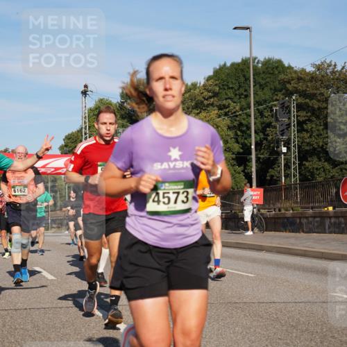 07.09.2025 - BARMER Alsterlauf Yannick Fuchs http://msf.ph/oto/8790994 07.09.2025 09:43:28 Laufen 5028, 6162, 499, 4573 meine-sportfotos.de