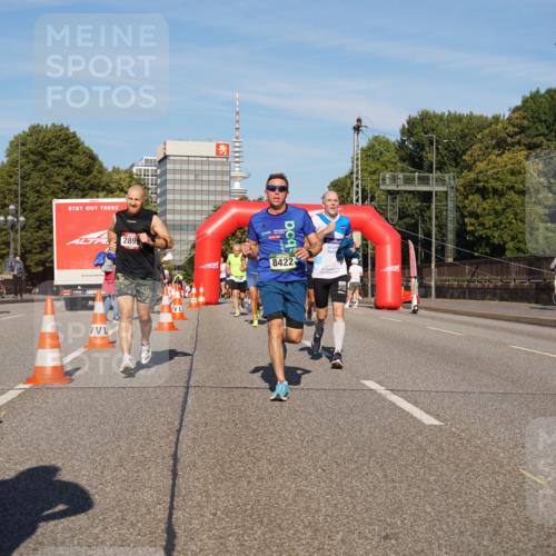 07.09.2025 - BARMER Alsterlauf Yannick Fuchs http://msf.ph/oto/8791123 07.09.2025 09:41:35 Laufen 289, 8422, 73 meine-sportfotos.de