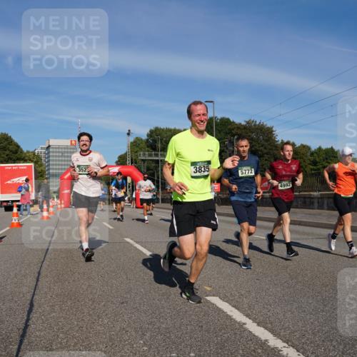 07.09.2025 - BARMER Alsterlauf Yannick Fuchs http://msf.ph/oto/8791241 07.09.2025 09:43:41 Laufen 352, 3835, 5772, 4992 meine-sportfotos.de