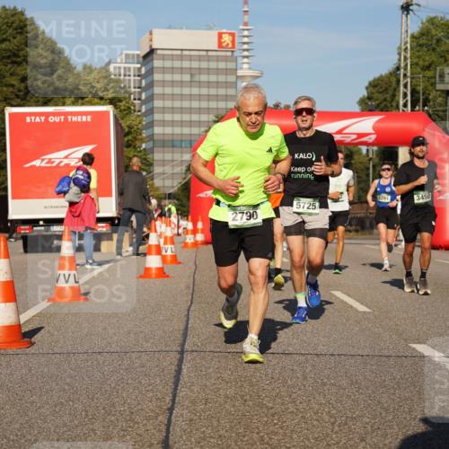 07.09.2025 - BARMER Alsterlauf Yannick Fuchs http://msf.ph/oto/8791255 07.09.2025 09:41:40 Laufen 2790, 8291, 3450, 5725 meine-sportfotos.de