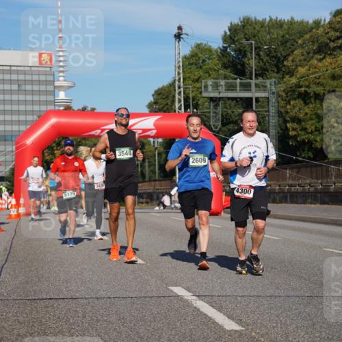 07.09.2025 - BARMER Alsterlauf Yannick Fuchs http://msf.ph/oto/8791360 07.09.2025 09:43:45 Laufen 5179, 3476, 3546, 2609, 4300 meine-sportfotos.de