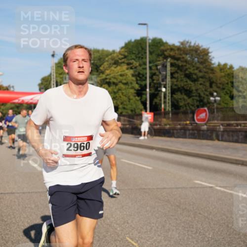 07.09.2025 - BARMER Alsterlauf Yannick Fuchs http://msf.ph/oto/8791410 07.09.2025 09:41:46 Laufen 2960 meine-sportfotos.de
