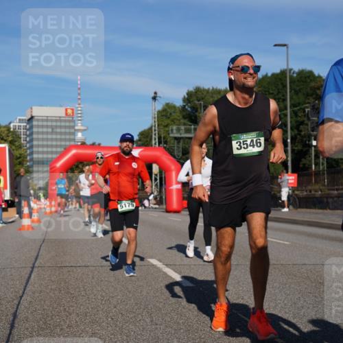 07.09.2025 - BARMER Alsterlauf Yannick Fuchs http://msf.ph/oto/8791429 07.09.2025 09:43:48 Laufen 5179, 3546, 60, 60 meine-sportfotos.de