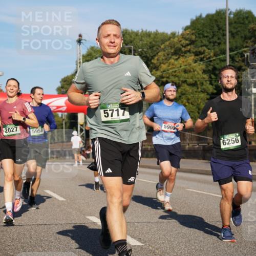 07.09.2025 - BARMER Alsterlauf Yannick Fuchs http://msf.ph/oto/8791496 07.09.2025 09:41:50 Laufen 276, 3588, 2027, 5958, 36, 5717, 5900, 6256 meine-sportfotos.de