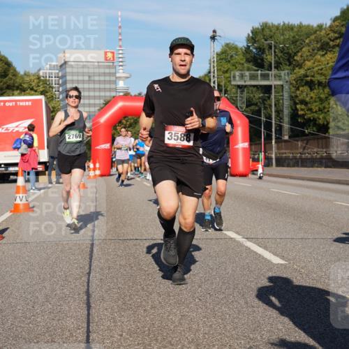 07.09.2025 - BARMER Alsterlauf Yannick Fuchs http://msf.ph/oto/8791549 07.09.2025 09:41:52 Laufen 2769, 3588, 59 meine-sportfotos.de