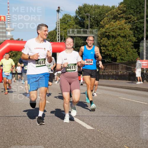 07.09.2025 - BARMER Alsterlauf Yannick Fuchs http://msf.ph/oto/8791725 07.09.2025 09:41:58 Laufen 5338, 28, 2023, 4612, 855, 4611, 3694 meine-sportfotos.de
