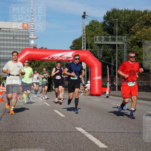 07.09.2025 - BARMER Alsterlauf Yannick Fuchs http://msf.ph/oto/8791841 07.09.2025 09:44:09 Laufen 7420, 506, 2416, 8200, 5125, 3556 meine-sportfotos.de