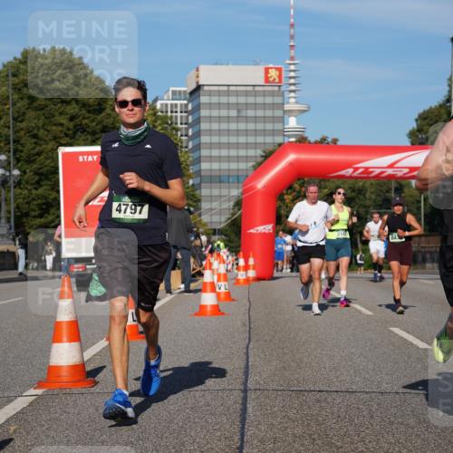 07.09.2025 - BARMER Alsterlauf Yannick Fuchs http://msf.ph/oto/8792056 07.09.2025 09:42:14 Laufen 4797, 5474, 2147 meine-sportfotos.de
