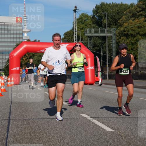 07.09.2025 - BARMER Alsterlauf Yannick Fuchs http://msf.ph/oto/8792103 07.09.2025 09:42:16 Laufen 2147, 8432 meine-sportfotos.de