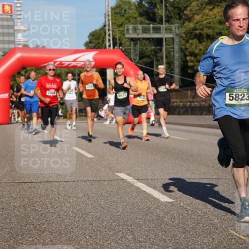 07.09.2025 - BARMER Alsterlauf Yannick Fuchs http://msf.ph/oto/8792264 07.09.2025 09:42:26 Laufen 2889, 4637, 36, 5823 meine-sportfotos.de