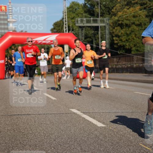 07.09.2025 - BARMER Alsterlauf Yannick Fuchs http://msf.ph/oto/8792274 07.09.2025 09:42:26 Laufen 288, 4637, 36, 5823 meine-sportfotos.de
