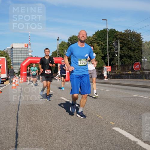 07.09.2025 - BARMER Alsterlauf Yannick Fuchs http://msf.ph/oto/8792392 07.09.2025 09:42:31 Laufen 4535, 3567 meine-sportfotos.de
