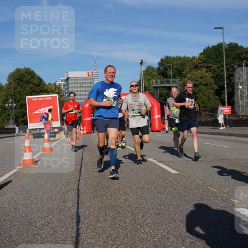 07.09.2025 - BARMER Alsterlauf Yannick Fuchs http://msf.ph/oto/8792531 07.09.2025 09:42:39 Laufen 28, 5499 meine-sportfotos.de