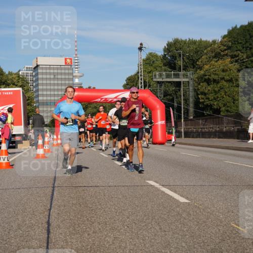 07.09.2025 - BARMER Alsterlauf Yannick Fuchs http://msf.ph/oto/8792747 07.09.2025 09:42:50 Laufen 2629, 2484, 597293 meine-sportfotos.de
