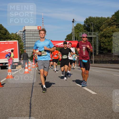 07.09.2025 - BARMER Alsterlauf Yannick Fuchs http://msf.ph/oto/8792804 07.09.2025 09:42:51 Laufen 262, 2629, 2484, 030 meine-sportfotos.de