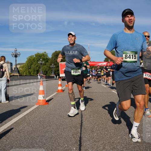 07.09.2025 - BARMER Alsterlauf Yannick Fuchs http://msf.ph/oto/8792940 07.09.2025 09:42:57 Laufen 8415, 2906, 3728, 8043, 5372 meine-sportfotos.de