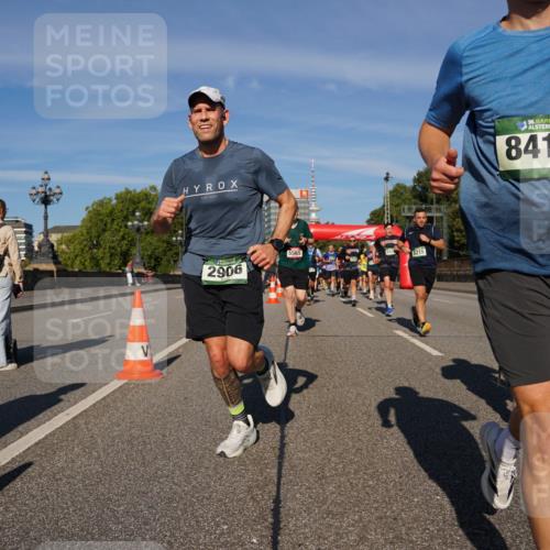 07.09.2025 - BARMER Alsterlauf Yannick Fuchs http://msf.ph/oto/8792954 07.09.2025 09:42:57 Laufen 2017, 2906, 5565, 5215, 36, 8415, 8043 meine-sportfotos.de