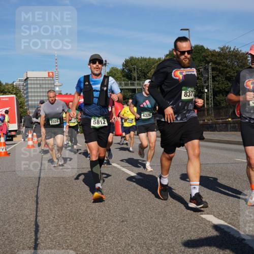 07.09.2025 - BARMER Alsterlauf Yannick Fuchs http://msf.ph/oto/8793081 07.09.2025 09:43:00 Laufen 2328, 5812, 3896, 4326, 8377, 3819 meine-sportfotos.de