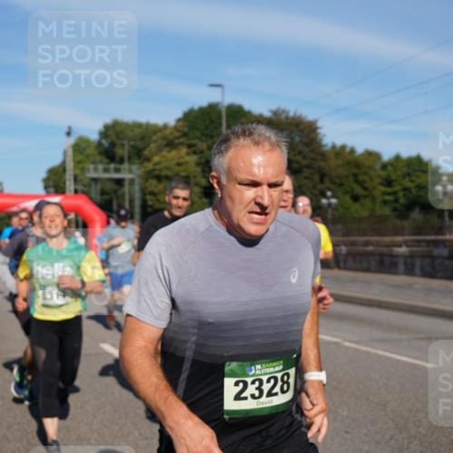 07.09.2025 - BARMER Alsterlauf Yannick Fuchs http://msf.ph/oto/8793187 07.09.2025 09:43:03 Laufen 136, 2328 meine-sportfotos.de