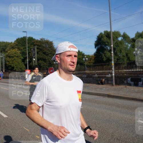 07.09.2025 - BARMER Alsterlauf Yannick Fuchs http://msf.ph/oto/8793376 07.09.2025 09:43:13 Laufen 3518 meine-sportfotos.de