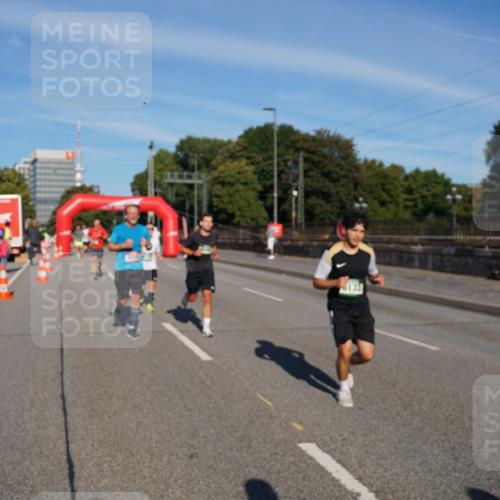 07.09.2025 - BARMER Alsterlauf Yannick Fuchs http://msf.ph/oto/8793382 07.09.2025 09:43:13 Laufen 6133 meine-sportfotos.de