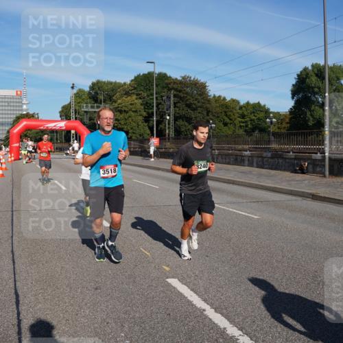07.09.2025 - BARMER Alsterlauf Yannick Fuchs http://msf.ph/oto/8793422 07.09.2025 09:43:14 Laufen 3518, 9240 meine-sportfotos.de