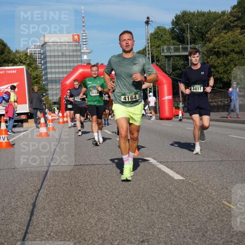 07.09.2025 - BARMER Alsterlauf Yannick Fuchs http://msf.ph/oto/8793503 07.09.2025 09:43:20 Laufen 6107, 5426, 5018, 3411, 4164 meine-sportfotos.de