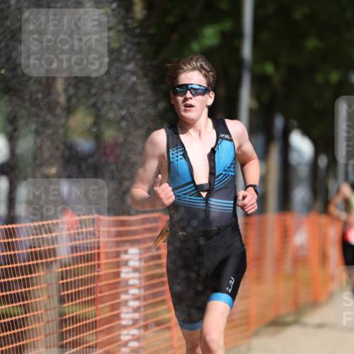 07.09.2025 - 19. Norderstedt Triathlon Michael Strokosch http://msf.ph/oto/8793639 07.09.2025 11:49:00 Laufen 196, 1171, 1355, 1394 meine-sportfotos.de