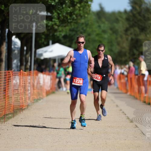 07.09.2025 - 19. Norderstedt Triathlon Michael Strokosch http://msf.ph/oto/8793819 07.09.2025 11:49:31 Laufen 774, 1228 meine-sportfotos.de