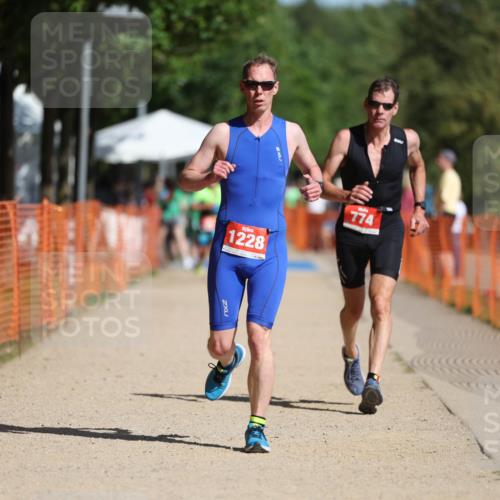 07.09.2025 - 19. Norderstedt Triathlon Michael Strokosch http://msf.ph/oto/8793844 07.09.2025 11:49:33 Laufen 774, 1228 meine-sportfotos.de