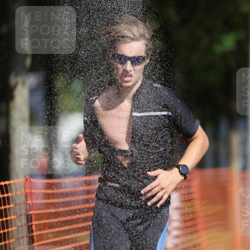 07.09.2025 - 19. Norderstedt Triathlon Michael Strokosch http://msf.ph/oto/8793968 07.09.2025 11:49:46 Laufen 770, 1160, 1184, 1383 meine-sportfotos.de