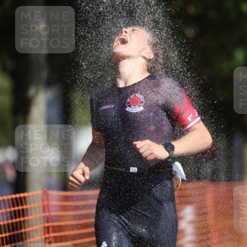 07.09.2025 - 19. Norderstedt Triathlon Michael Strokosch http://msf.ph/oto/8794254 07.09.2025 11:50:23 Laufen 1156 meine-sportfotos.de