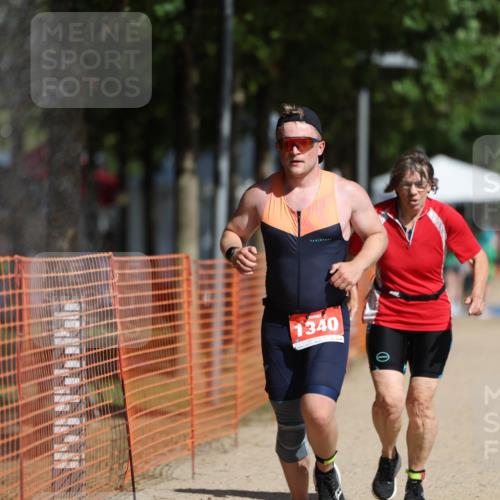 07.09.2025 - 19. Norderstedt Triathlon Michael Strokosch http://msf.ph/oto/8794456 07.09.2025 11:50:55 Laufen 787, 1229, 1340 meine-sportfotos.de