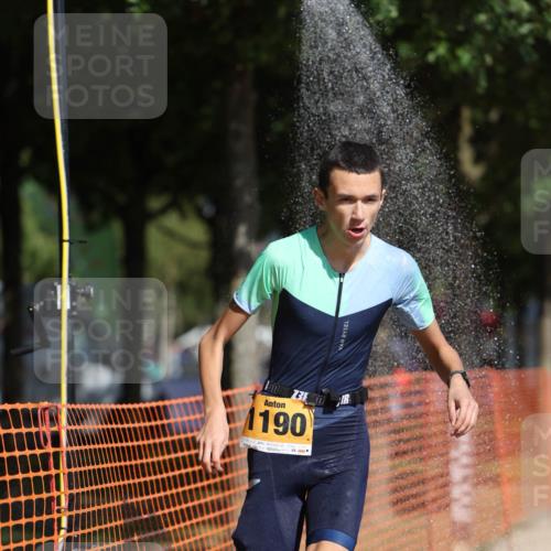 07.09.2025 - 19. Norderstedt Triathlon Michael Strokosch http://msf.ph/oto/8794547 07.09.2025 11:51:14 Laufen 1190, 1198, 1207 meine-sportfotos.de