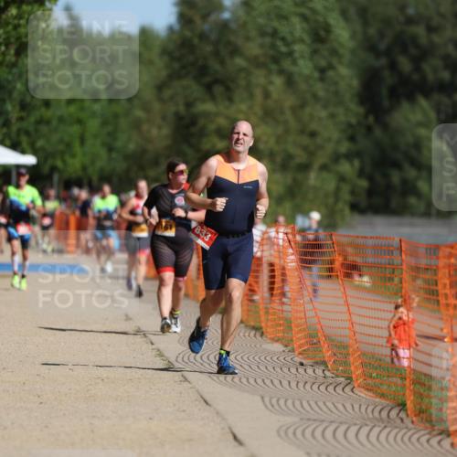 07.09.2025 - 19. Norderstedt Triathlon Michael Strokosch http://msf.ph/oto/8794816 07.09.2025 11:52:03 Laufen 833 meine-sportfotos.de
