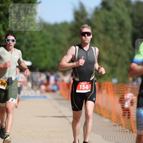 07.09.2025 - 19. Norderstedt Triathlon Michael Strokosch http://msf.ph/oto/8794993 07.09.2025 11:52:25 Laufen 154, 771, 1188, 1377 meine-sportfotos.de