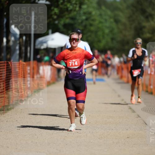 07.09.2025 - 19. Norderstedt Triathlon Michael Strokosch http://msf.ph/oto/8795100 07.09.2025 12:16:15 Laufen 186, 714, 1282 meine-sportfotos.de