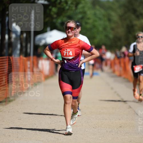 07.09.2025 - 19. Norderstedt Triathlon Michael Strokosch http://msf.ph/oto/8795119 07.09.2025 12:16:17 Laufen 186, 714, 1282 meine-sportfotos.de